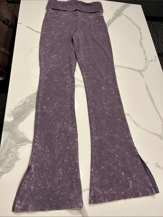 PINK Victoria's Secret Pants - PINK Victoria's Secret Purple Marble Flare Leggings w: cute side slits - Medium